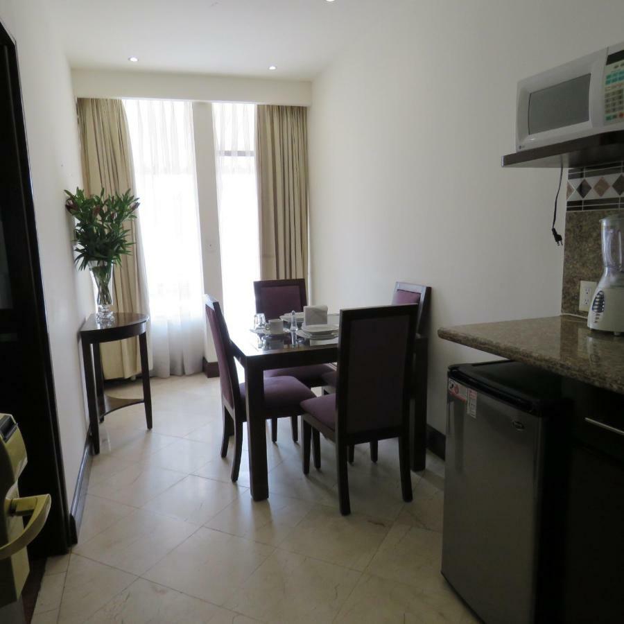 Suites Melchor Ocampo 445 Città del Messico Esterno foto
